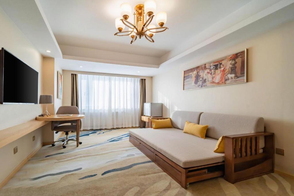 Vienna Hotel Harbin Central Avenue Exterior photo